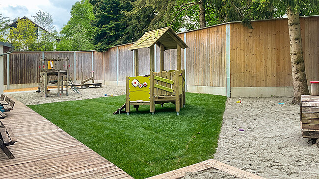 Kita Little Giants München Waldperlach - Spielplatz